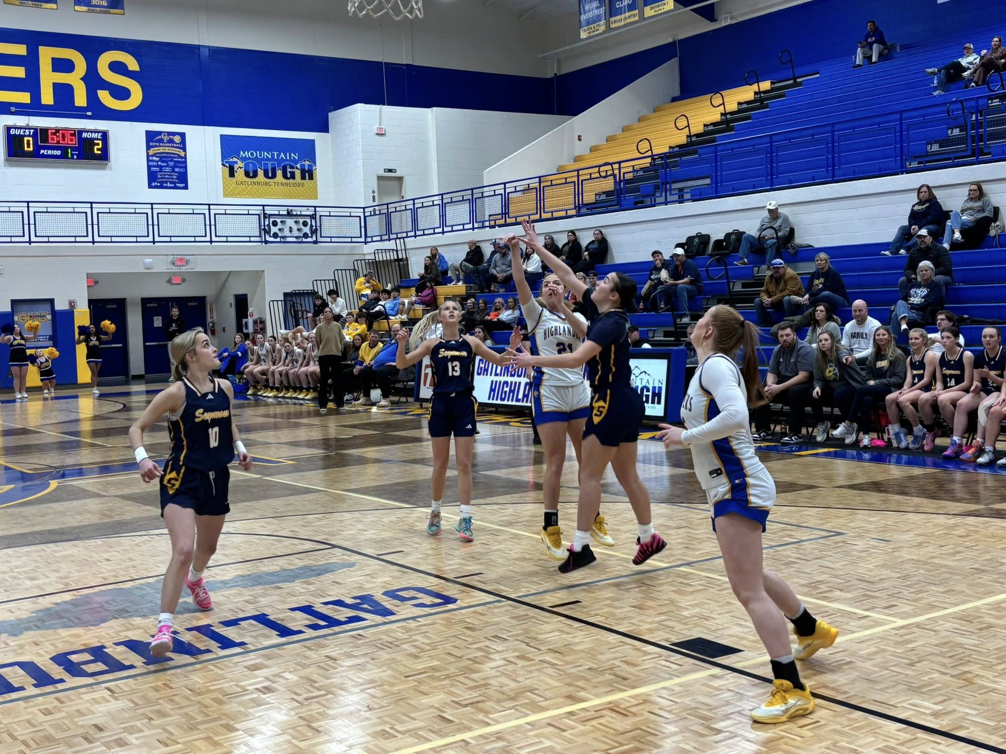 Featured image for “Lady Highlanders defeat Seymour despite sluggish second quarter”