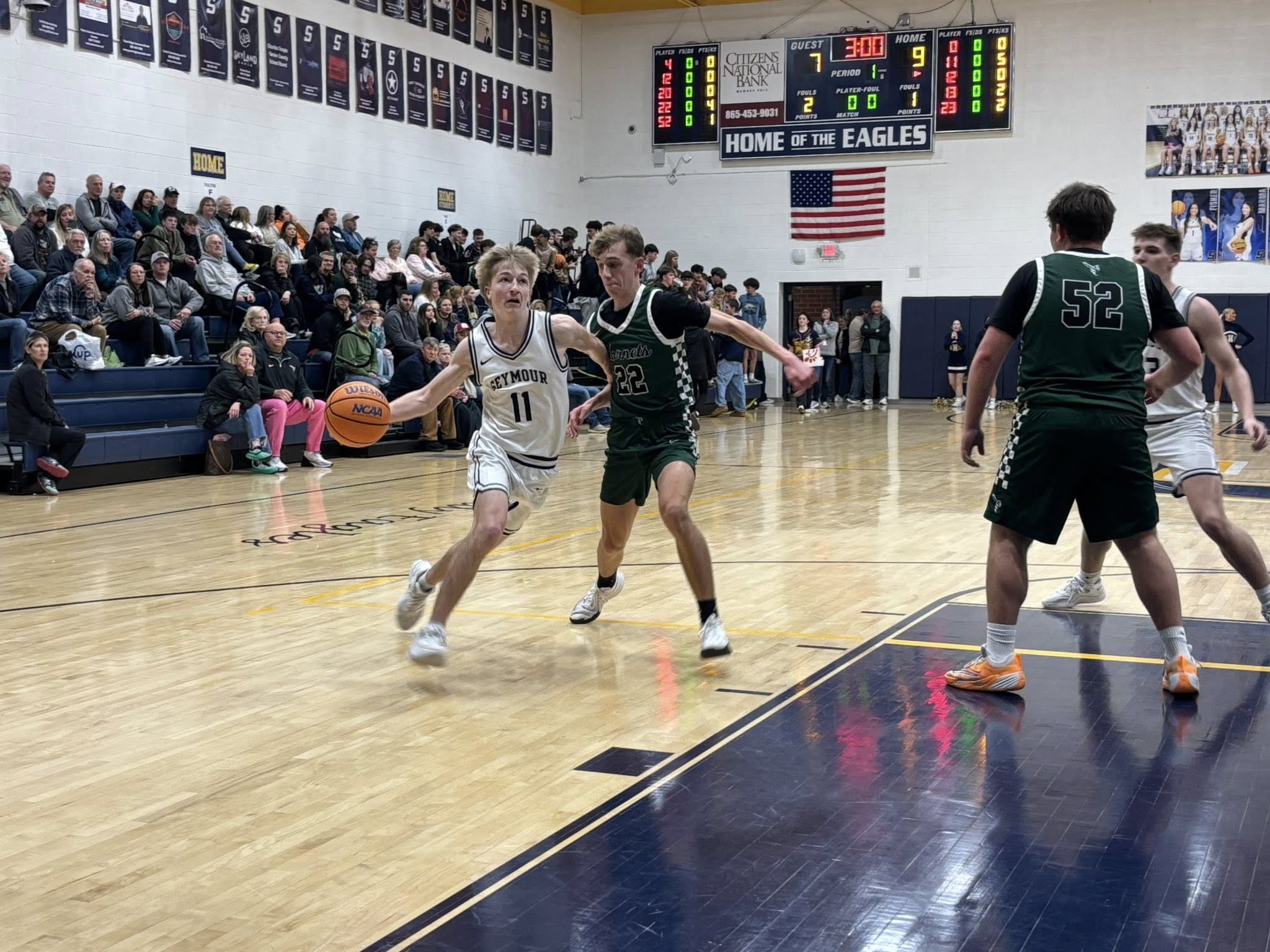 Featured image for “Seymour outscores Carter 18-3 to end game, winning district consolation game 85-60”